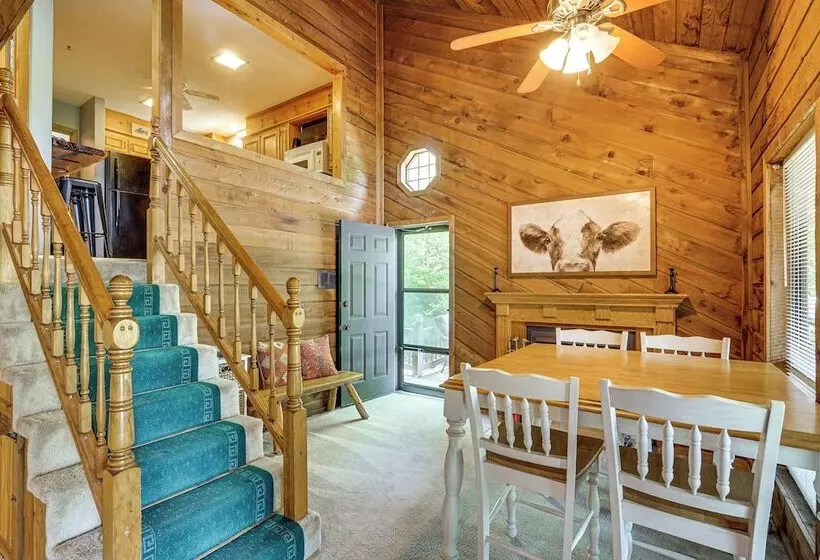 Quiet Lake Of The Ozarks Cabin W/ Dock + Gazebo!