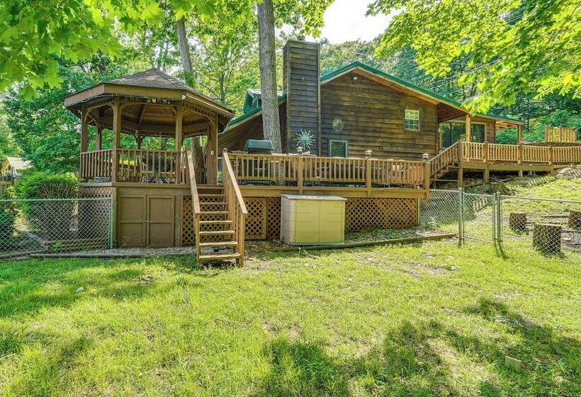 Quiet Lake Of The Ozarks Cabin W/ Dock + Gazebo!