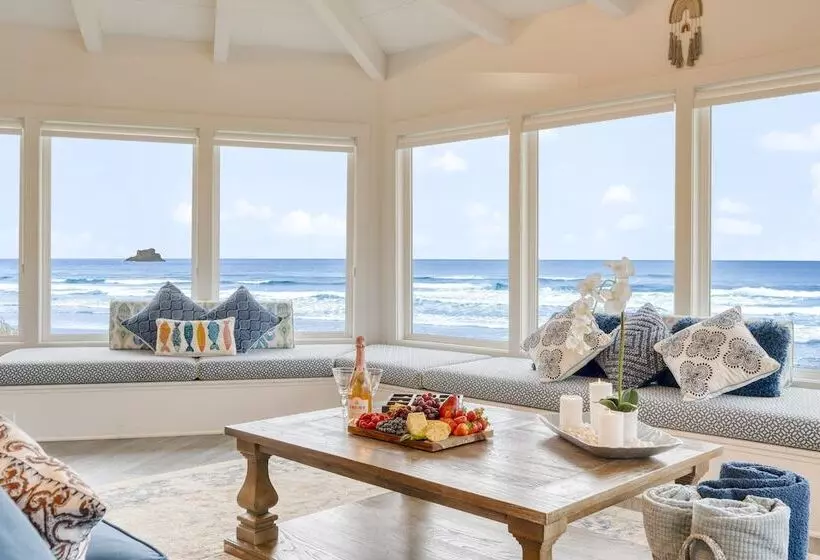 Sanctuary By The Sea By Avantstay Waterfront + Views