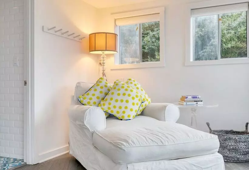 Sanctuary By The Sea By Avantstay Waterfront + Views