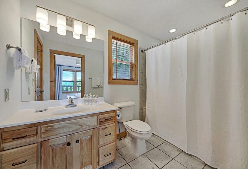 Scarlet Lodge By Avantstay Game Room + Views