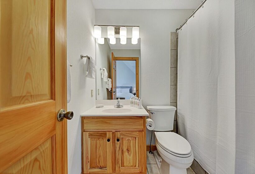 Scarlet Lodge By Avantstay Game Room + Views