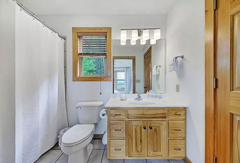 Scarlet Lodge By Avantstay Game Room + Views