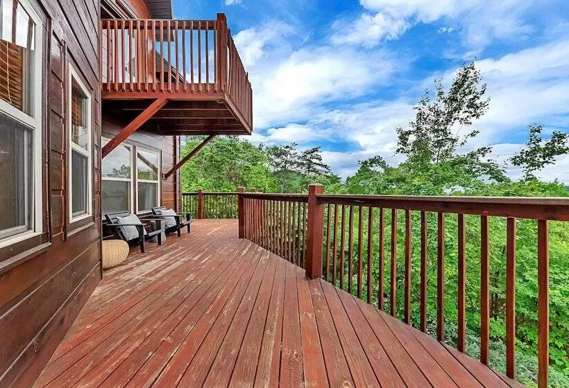 Scarlet Lodge By Avantstay Game Room + Views