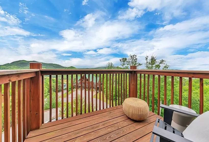 Scarlet Lodge By Avantstay Game Room + Views