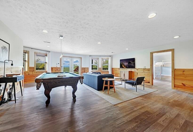 Scarlet Lodge By Avantstay Game Room + Views