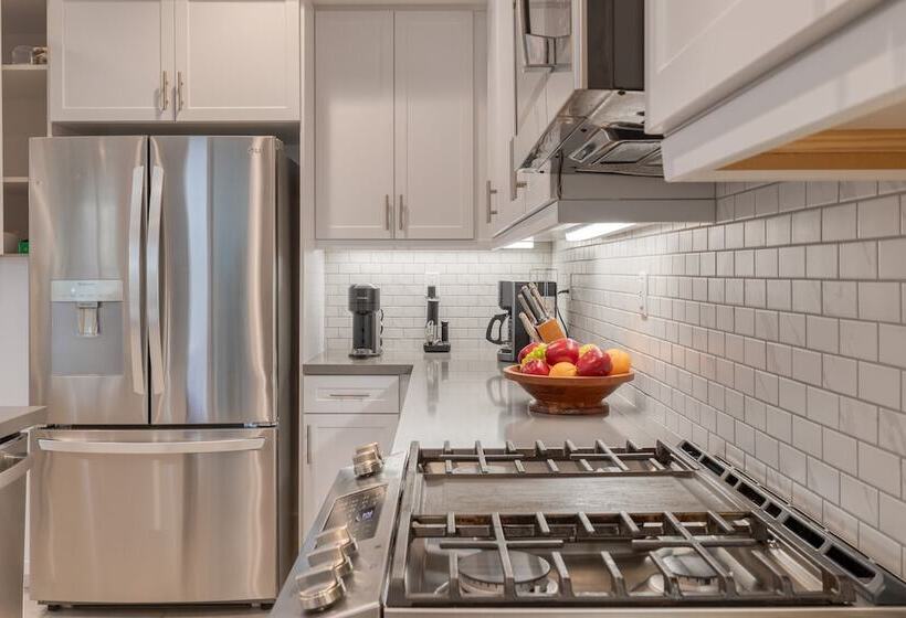 Sunburst By Avantstay Lakefront + Mountain Views