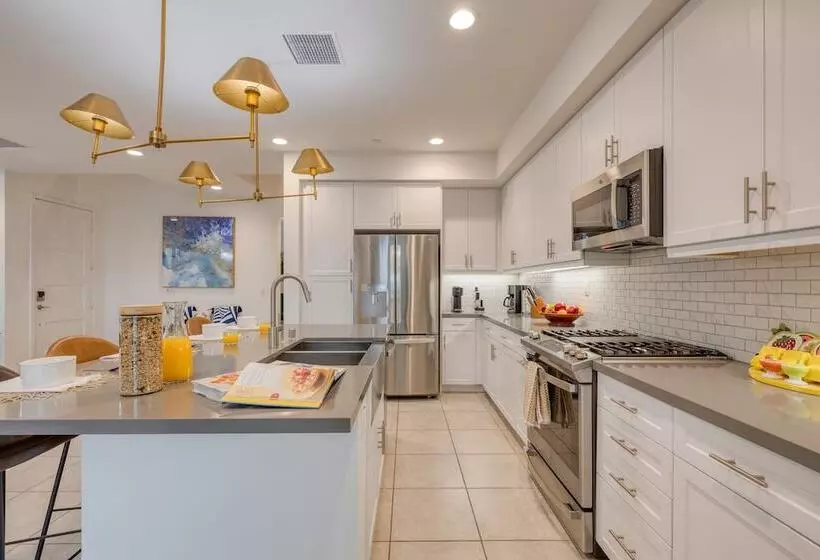 Sunburst By Avantstay Lakefront + Mountain Views