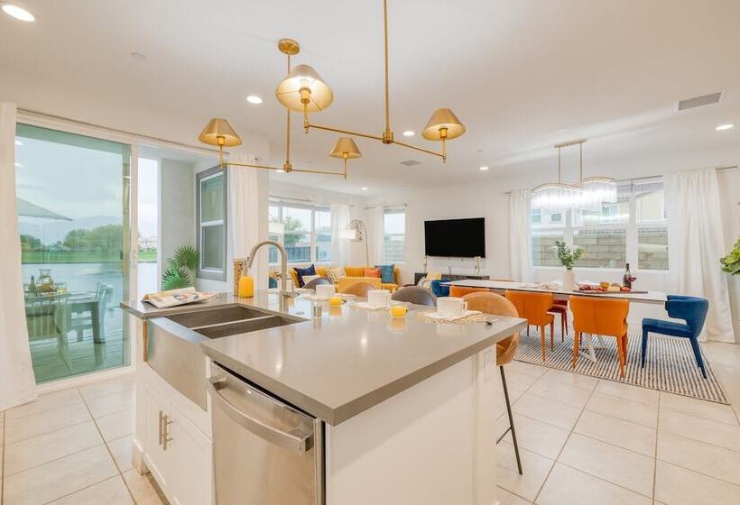 Sunburst By Avantstay Lakefront + Mountain Views