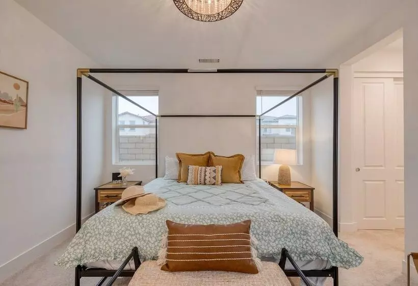 Sunburst By Avantstay Lakefront + Mountain Views