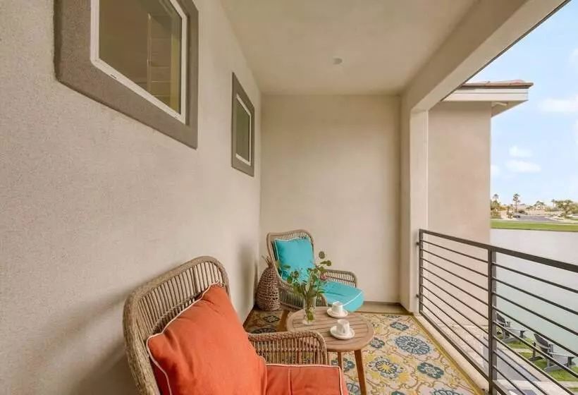 Sunburst By Avantstay Lakefront + Mountain Views