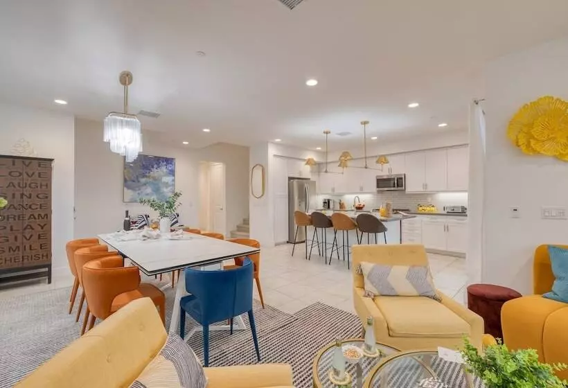 Sunburst By Avantstay Lakefront + Mountain Views