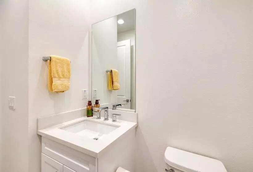 Sunburst By Avantstay Lakefront + Mountain Views