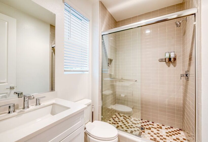 Sunburst By Avantstay Lakefront + Mountain Views