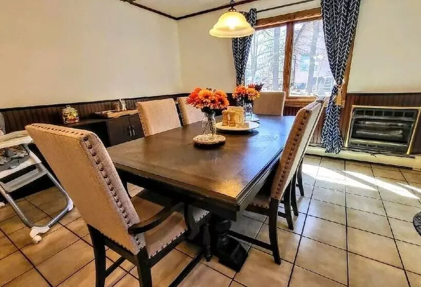 The Wooden Nest By Avantstay Deck, Big Yard W/ Hammocks & Fire Pit