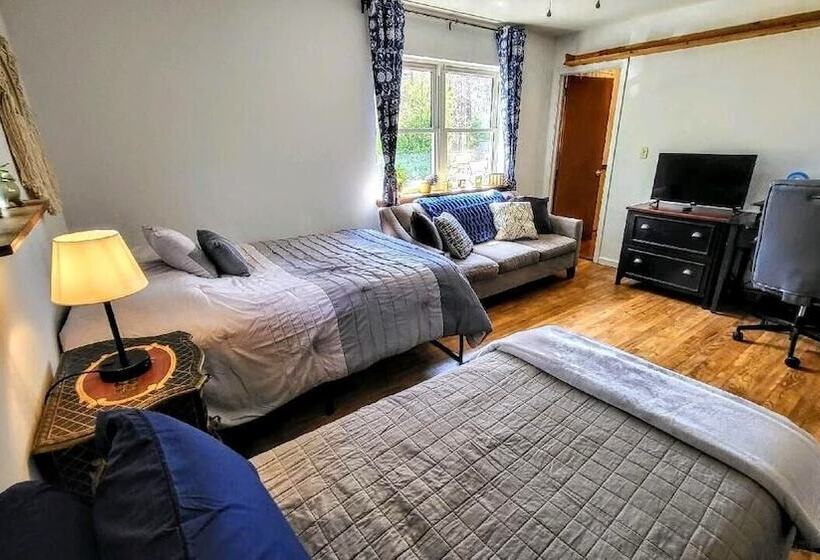 The Wooden Nest By Avantstay Deck, Big Yard W/ Hammocks & Fire Pit