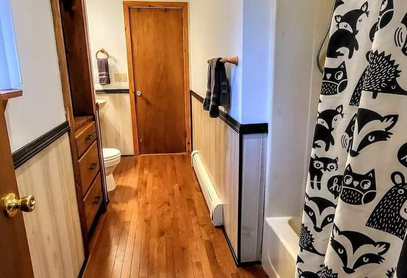 The Wooden Nest By Avantstay Deck, Big Yard W/ Hammocks & Fire Pit