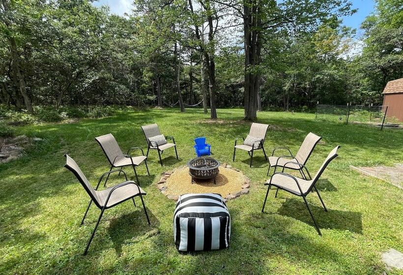 The Wooden Nest By Avantstay Deck, Big Yard W/ Hammocks & Fire Pit