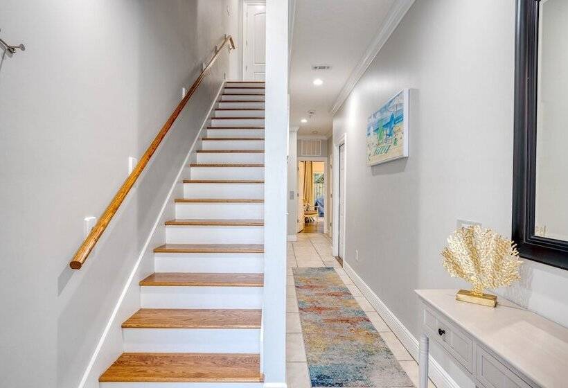 Tidal Charm By Avantstay Walk To Beach, Community Pool, Balcony, Ocean Views