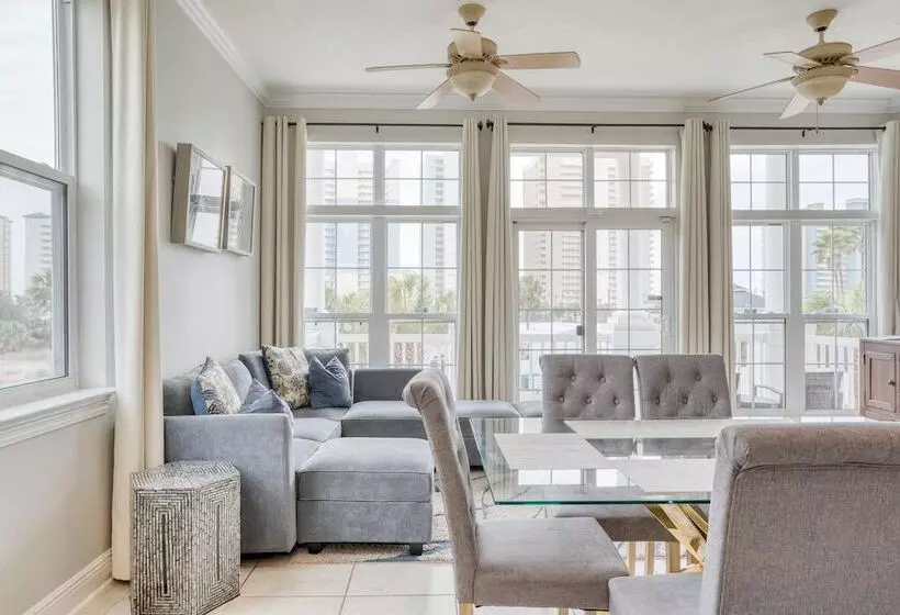 Tidal Charm By Avantstay Walk To Beach, Community Pool, Balcony, Ocean Views