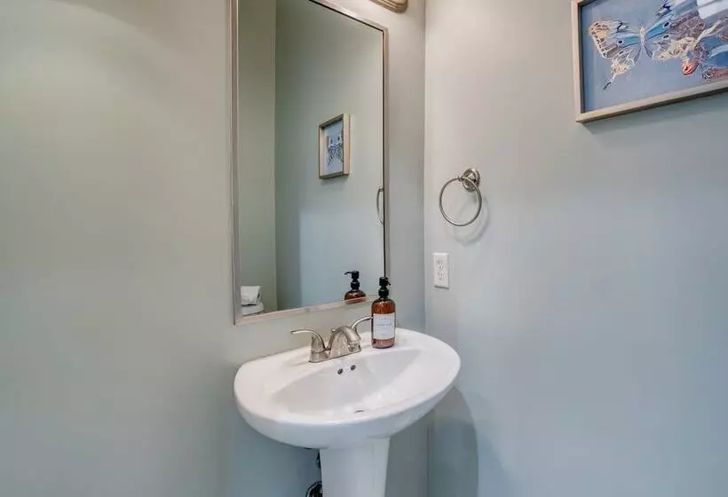 Tidal Charm By Avantstay Walk To Beach, Community Pool, Balcony, Ocean Views