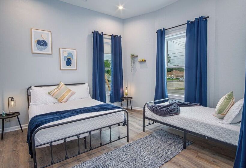 Trendy Historical Home Near Downtown Attractions