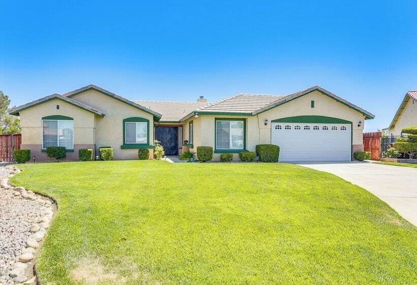 Victorville Home W/ Large Yard & Charcoal Grill!