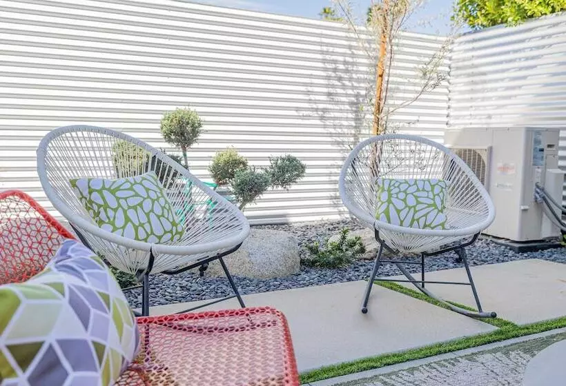 Zanjero By Avantstay Mins From Downtown Palm Springs Private Terrace, Shared Pool