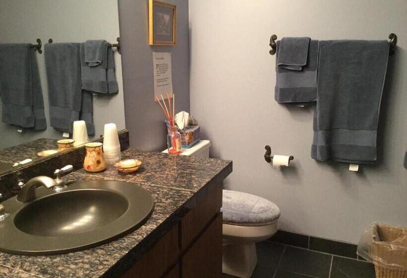 A Cascade View Bed And Breakfast