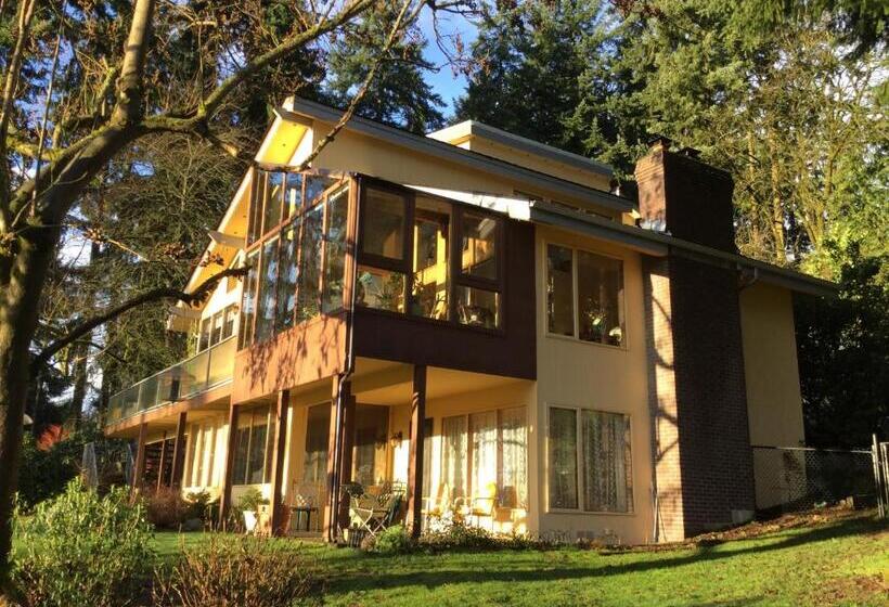 A Cascade View Bed And Breakfast