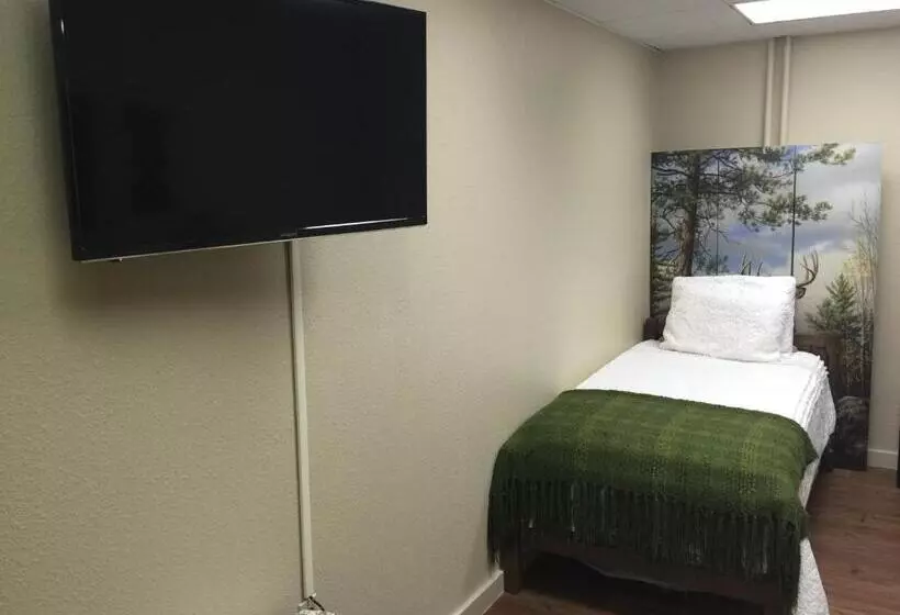 ユースホステル A Place To Stay Rooms