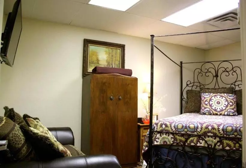 ユースホステル A Place To Stay Rooms