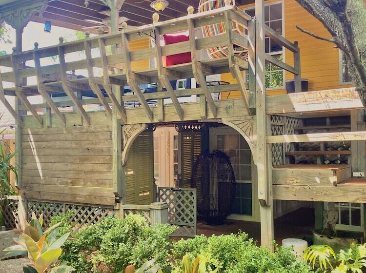 فندق صغير Madame Isabelle's House