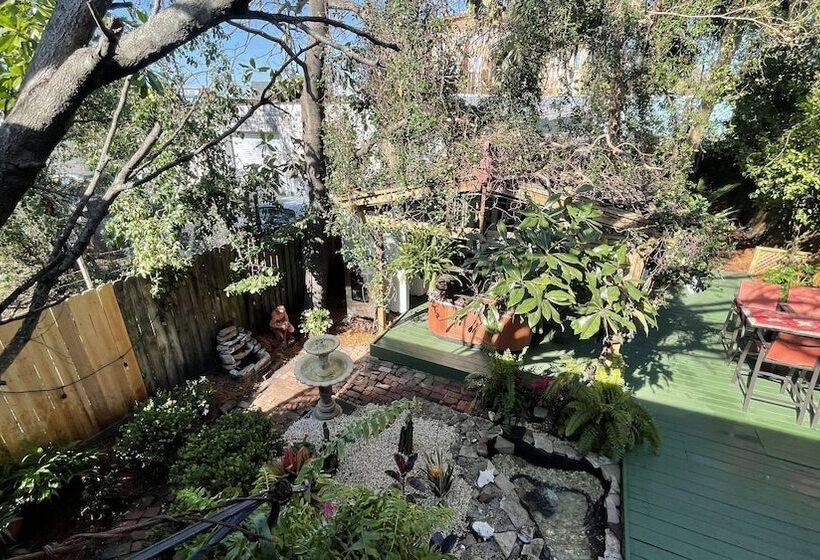 فندق صغير Madame Isabelle's House