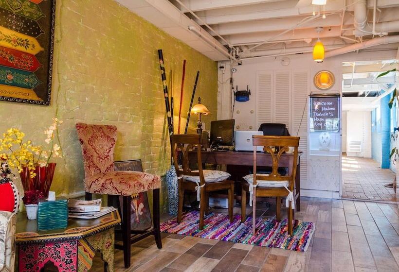 فندق صغير Madame Isabelle's House