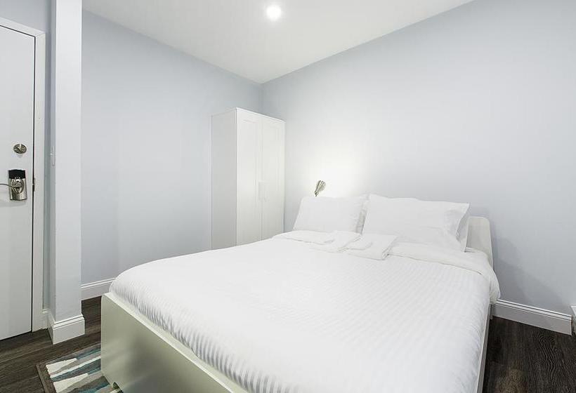 Quarters On Dot By Thatch