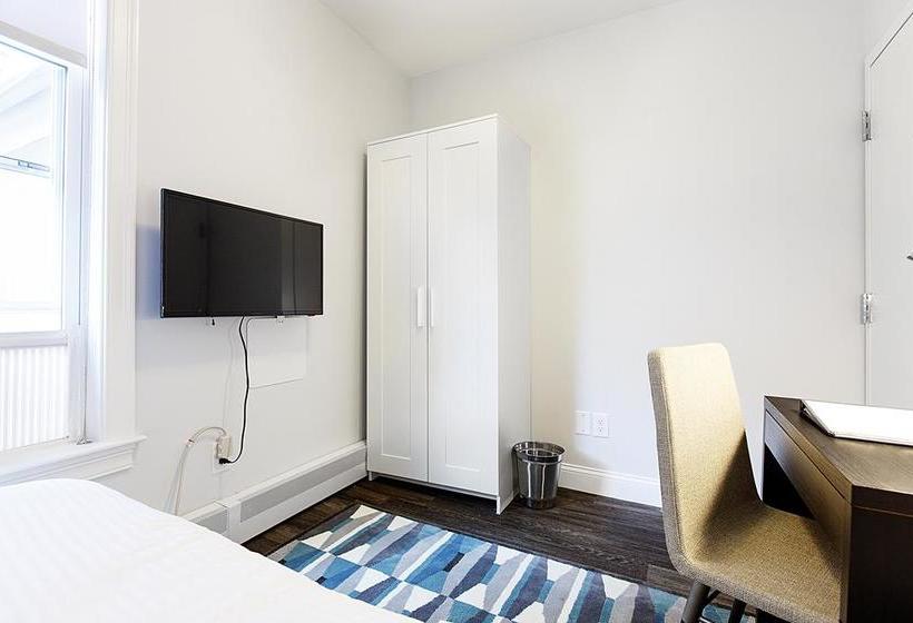 Quarters On Dot By Thatch