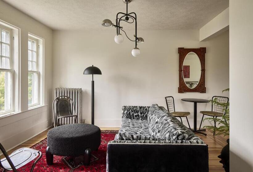 住宿加早餐  Blind Tiger Asheville