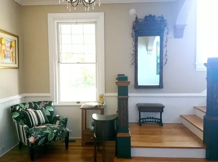 ベッドアンドブレックファースト Fig Street Inn