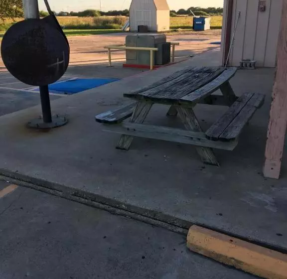 Chaparral Motel