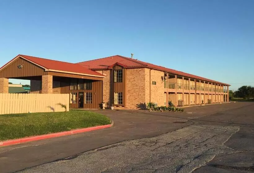Chaparral Motel
