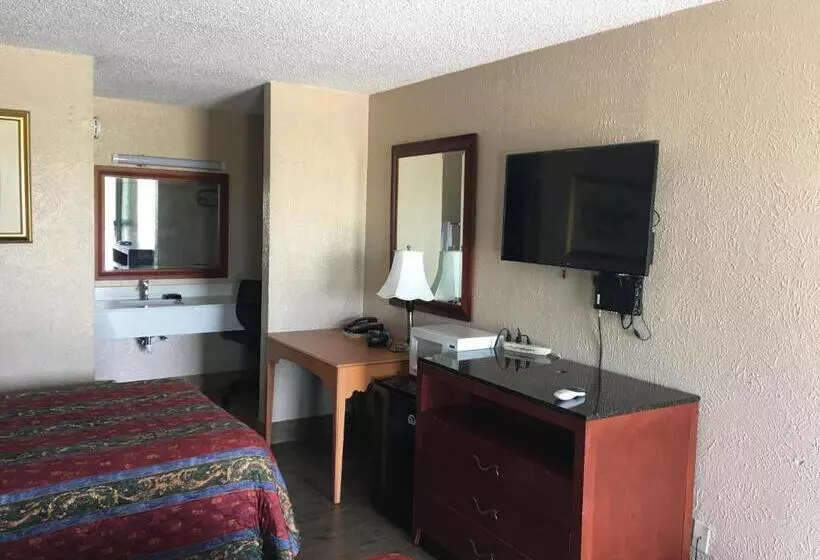 Chaparral Motel