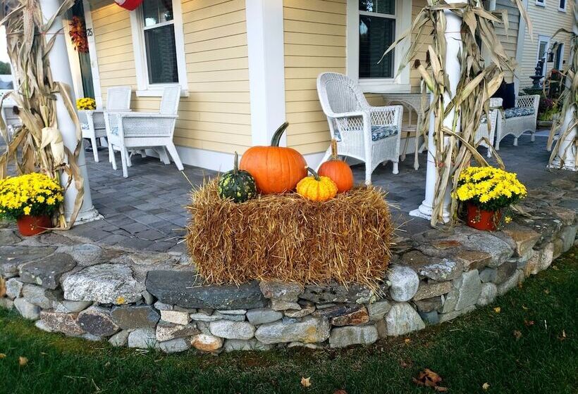 Elmere House Bed & Breakfast