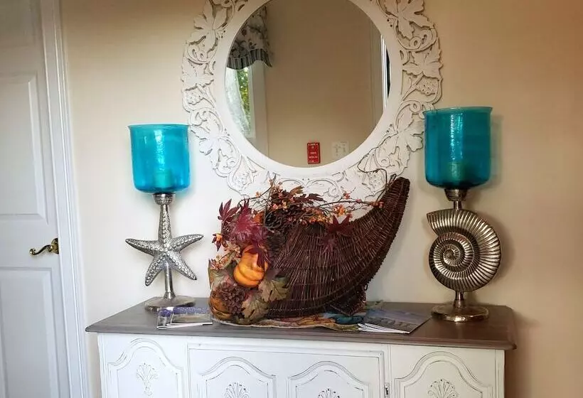 Elmere House Bed & Breakfast
