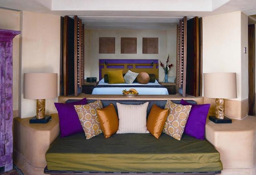 Resort Embarc Zihuatanejo