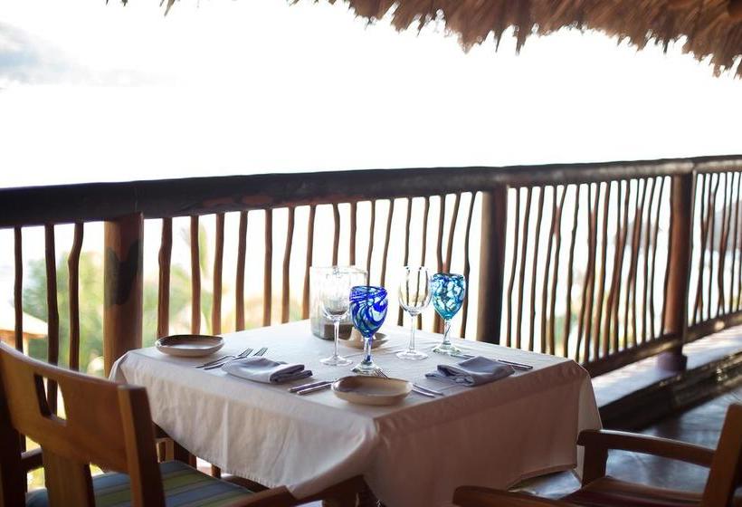 Resort Embarc Zihuatanejo