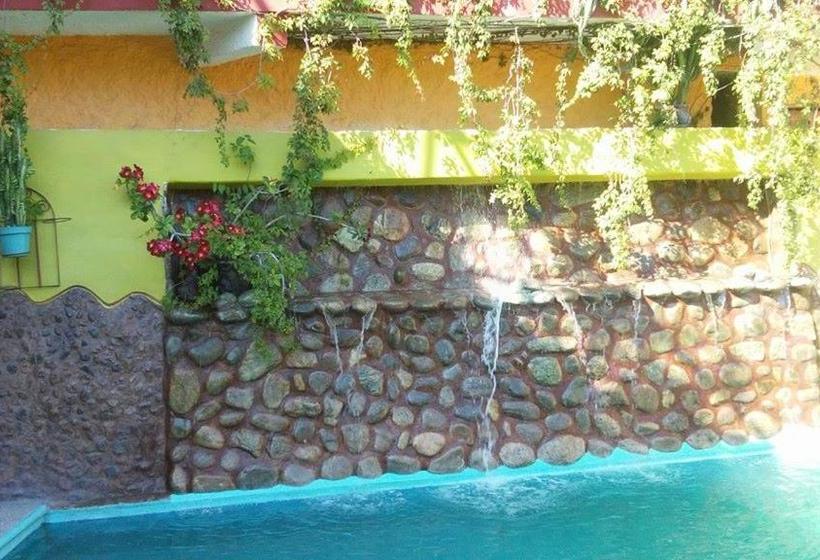 בית מלון כפרי La Cabaña