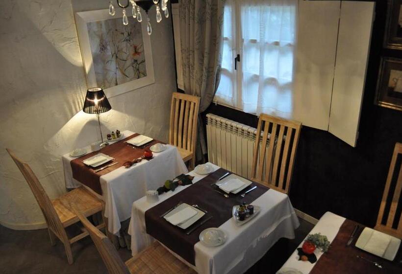 교외 호텔 El Bosque De La Anjana