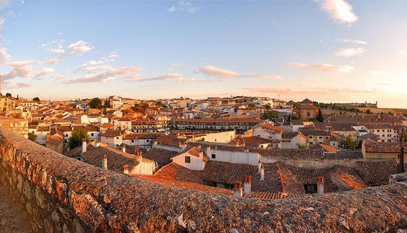 هتل روستایی Rural Plaza Mayor Chinchon