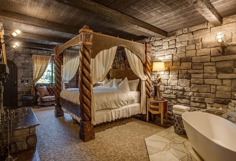 فندق Storybook Riverside Inn